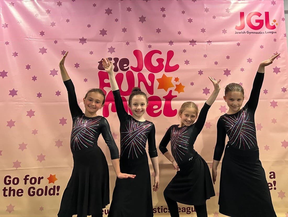 Gymnasts at the JGL Fun Meet